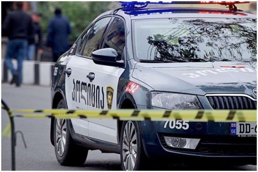 image_870x_69844db37921a