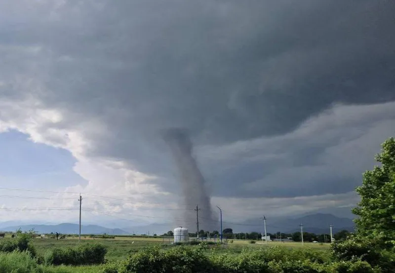 tornado1-40524